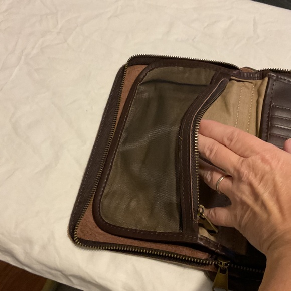 Linshi Tasks Brown Leather Organizer Crossbody Purse. - Picture 12 of 15